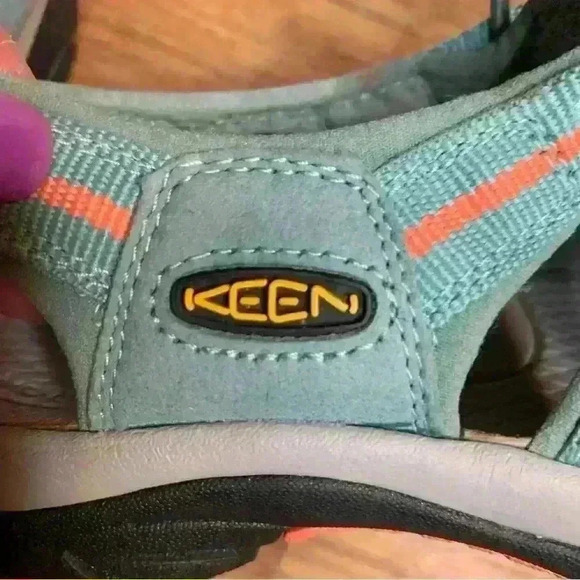 KEEN  Outdoor Youth Sport Sandal. Size 5 Aqua Blue and Orange. - Picture 2 of 8